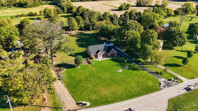 5192 E Rocklane Road, Greenwood, IN 46143