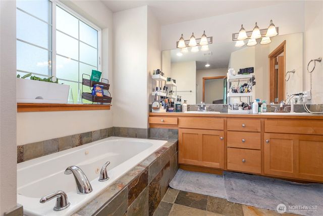 4005 Springland Lane, Bellingham, WA 98226