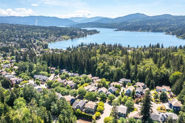 4005 Springland Lane, Bellingham, WA 98226