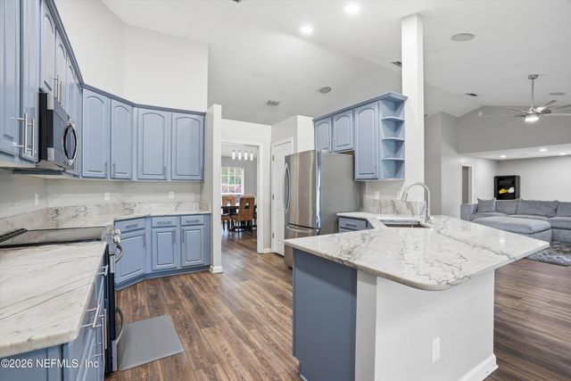 14520 BRADDOCK Road, Jacksonville, FL 32218