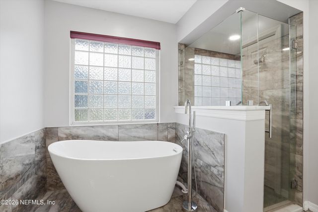 14520 BRADDOCK Road, Jacksonville, FL 32218