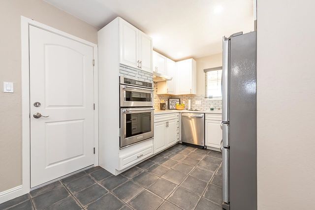 32409 Elizabeth Way, Union City, CA 94587