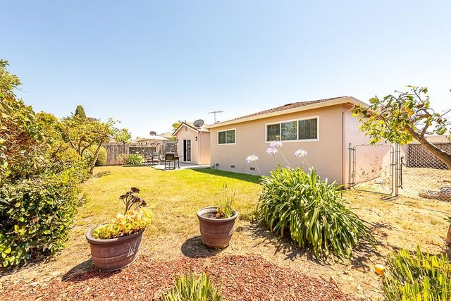 32409 Elizabeth Way, Union City, CA 94587