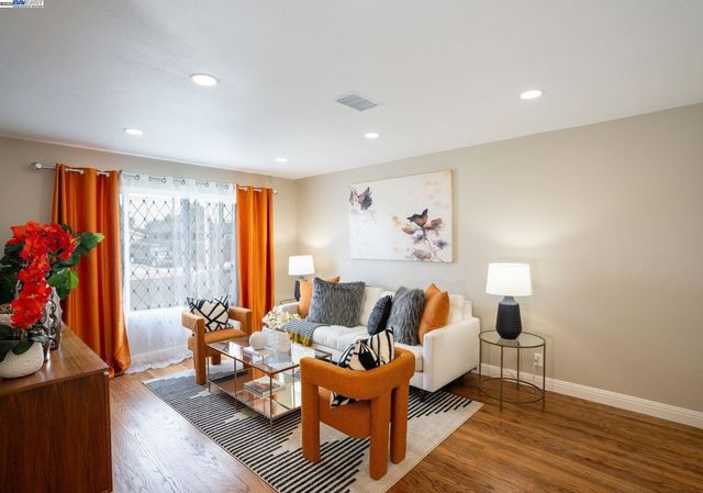 32409 Elizabeth Way, Union City, CA 94587