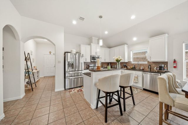 23611 Starbridge Lake Lane, Richmond, TX 77407