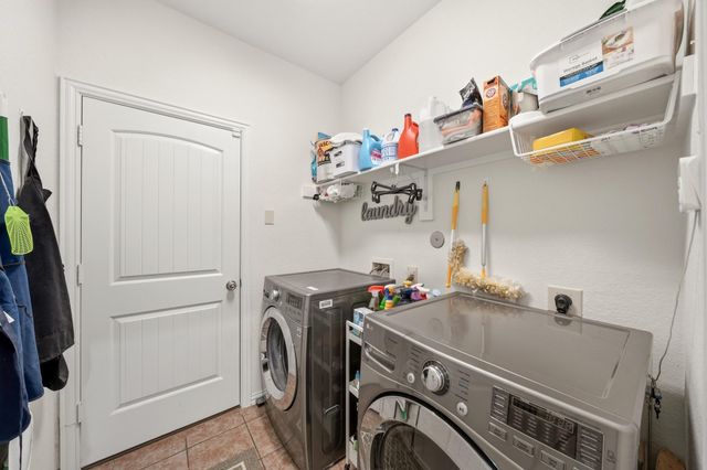 23611 Starbridge Lake Lane, Richmond, TX 77407