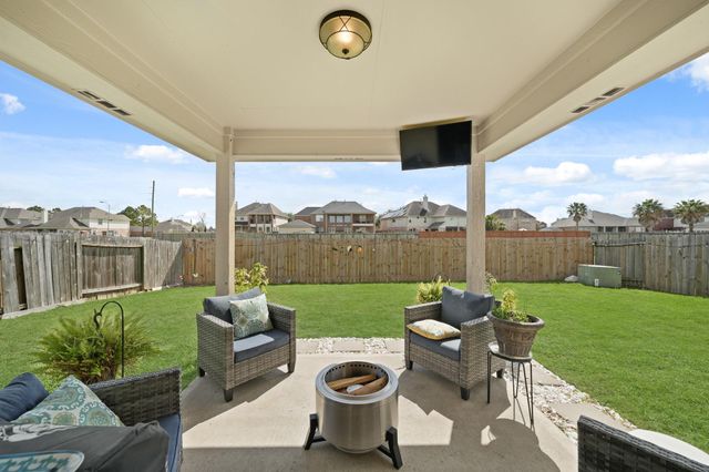 23611 Starbridge Lake Lane, Richmond, TX 77407