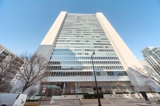 500 W Superior Street 2704, Chicago, IL 60654