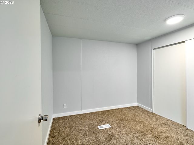 11635 BUNTING Ln Ne, Aurora, OR 97002