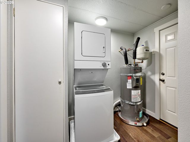 11635 BUNTING Ln Ne, Aurora, OR 97002