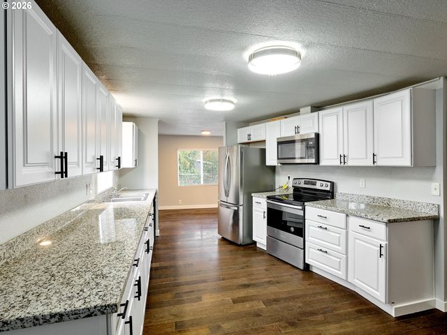 11635 BUNTING Ln Ne, Aurora, OR 97002