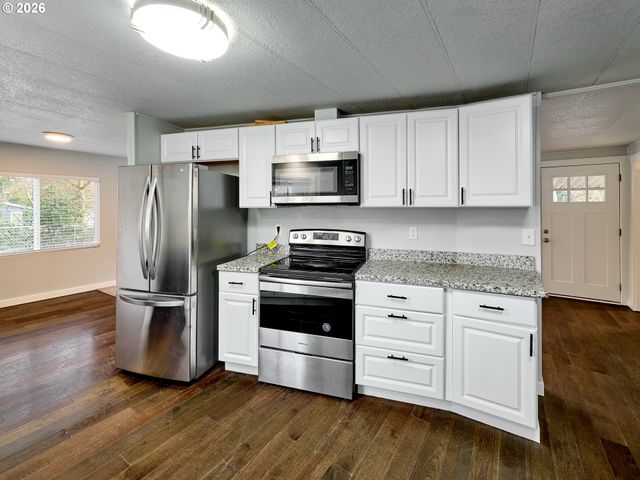 11635 BUNTING Ln Ne, Aurora, OR 97002