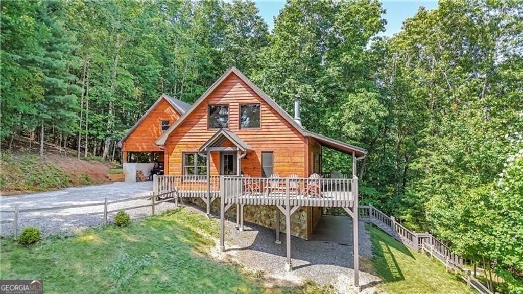 749 Davenport Mountain Rd, Blue Ridge, GA 30513