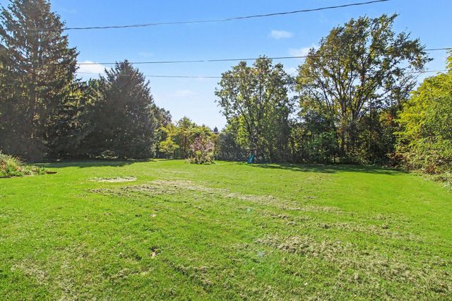 2705 Jennings Road, Webster Twp, MI 48189