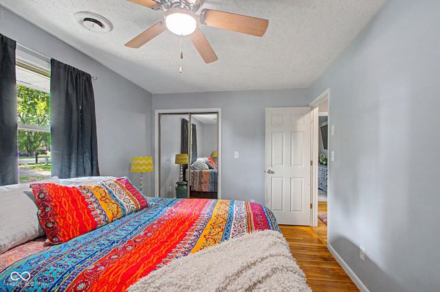 5638 Gray Road, Indianapolis, IN 46237