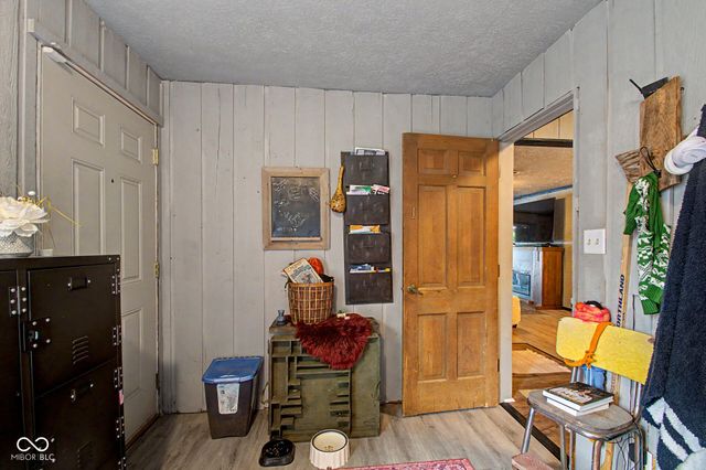 5638 Gray Road, Indianapolis, IN 46237