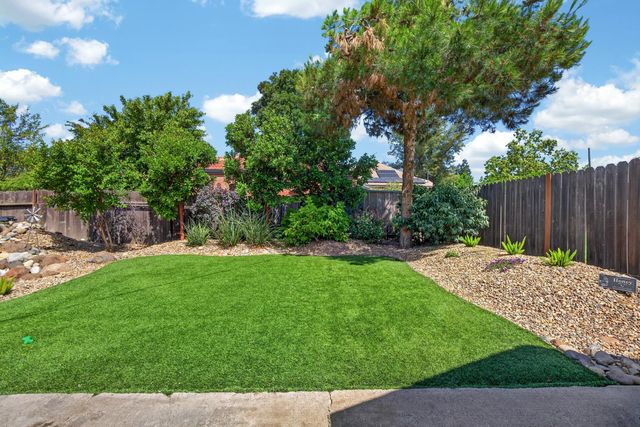 29 W Maple St, Stockton, CA 95204