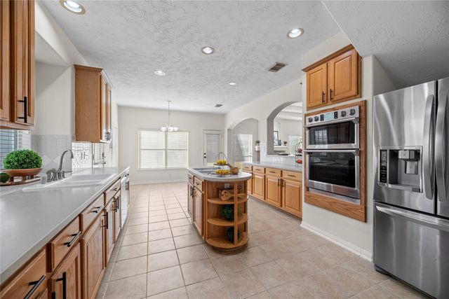 17411 Lonesome Dove Trail, Houston, TX 77095