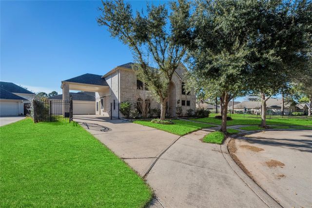 17411 Lonesome Dove Trail, Houston, TX 77095