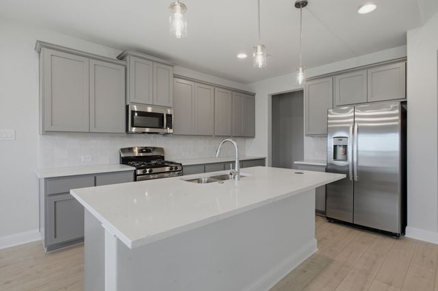 1224 Redcoat Drive, Forney, TX 75126