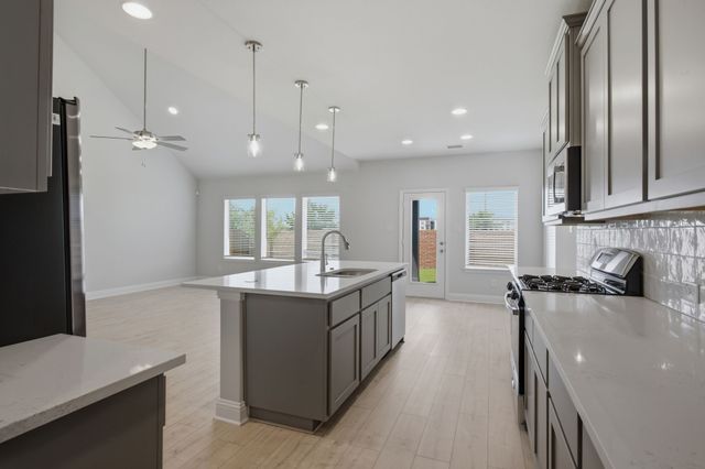 1224 Redcoat Drive, Forney, TX 75126