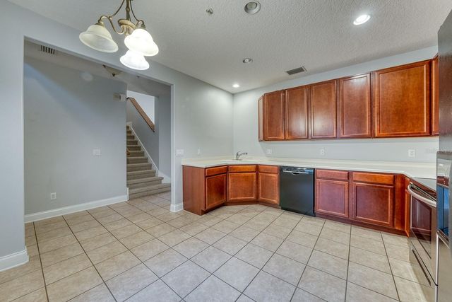 7340 REGINA WAY, Orlando, FL 32819