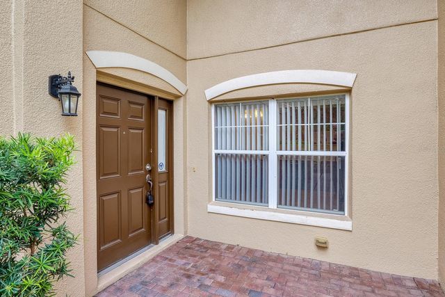 7340 REGINA WAY, Orlando, FL 32819