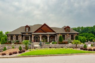 563 Pond Apple Road, Clarksville, TN 37043