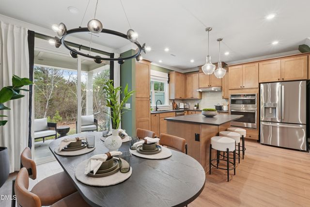 158 Pinnacle Drive, Chapel Hill, NC 27516