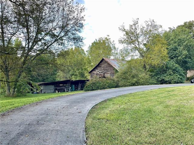 866 Sugar Valley Road, Cartersville, GA 30120