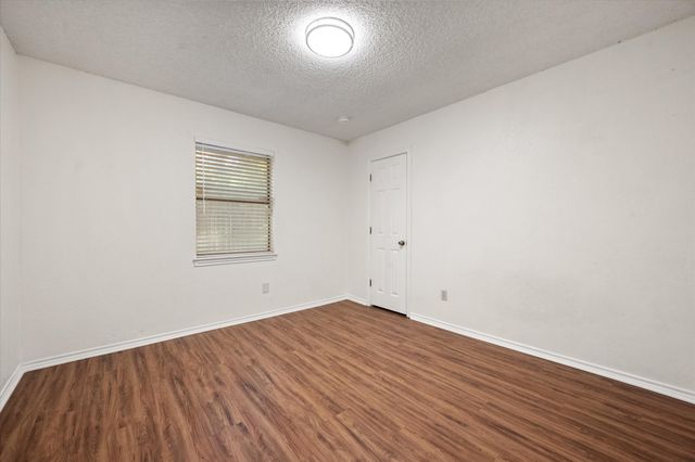 2811 Valparaiso Trail, Arlington, TX 76017