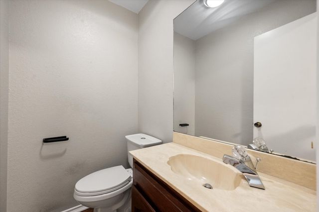 2811 Valparaiso Trail, Arlington, TX 76017