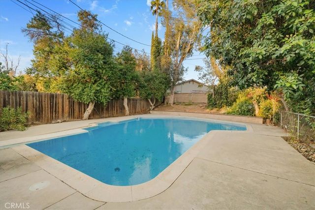 2807 Wyoming Way, Riverside, CA 92506