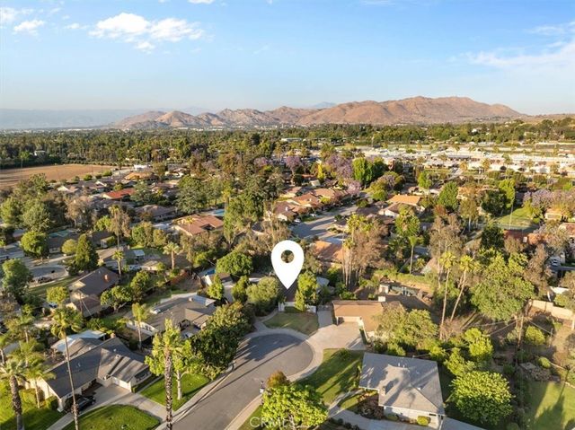 2807 Wyoming Way, Riverside, CA 92506