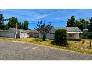 39565 MCKENZIE Hwy, Springfield, OR 97478