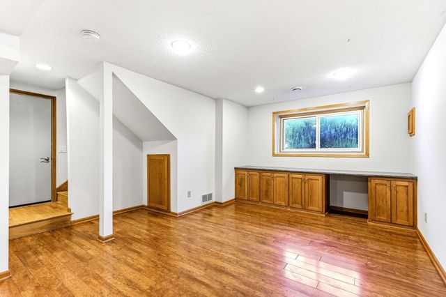 762 Elrene Court, Eagan, MN 55123