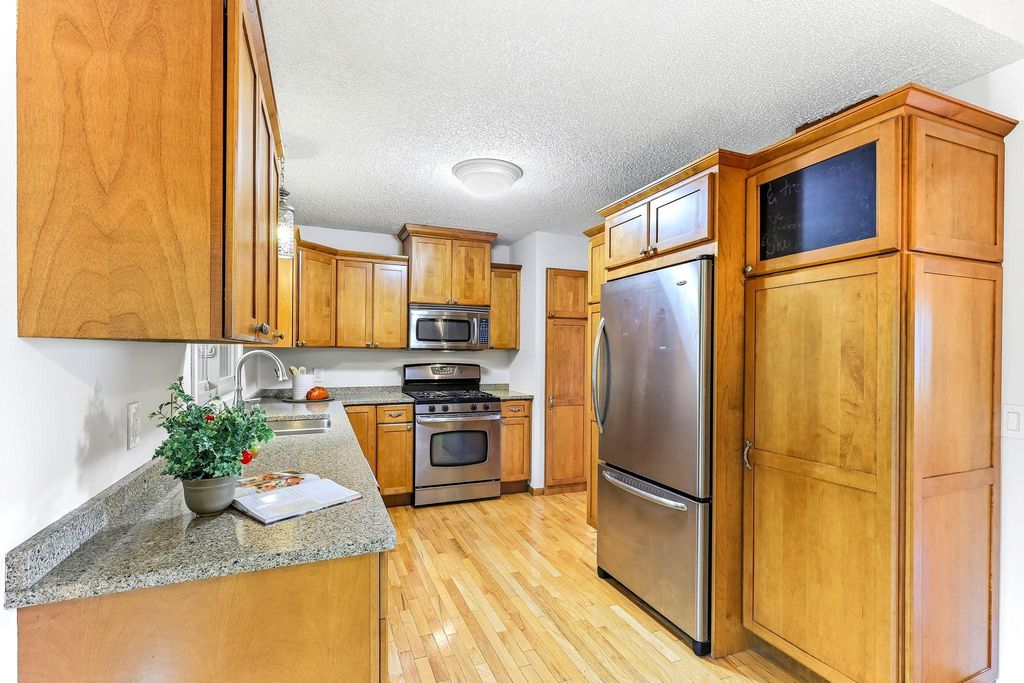 762 Elrene Court, Eagan, MN 55123 — exterior