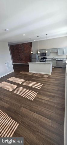 315 LOCUST ST, Columbia, PA 17512