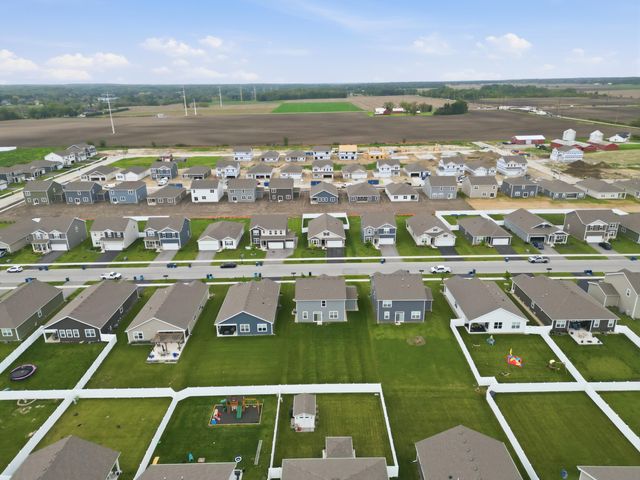 7677 W 105th Place, Crown Point, IN 46307