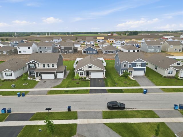 7677 W 105th Place, Crown Point, IN 46307