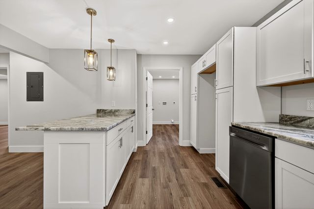 1863 Sandcroft Drive, Charleston, SC 29407