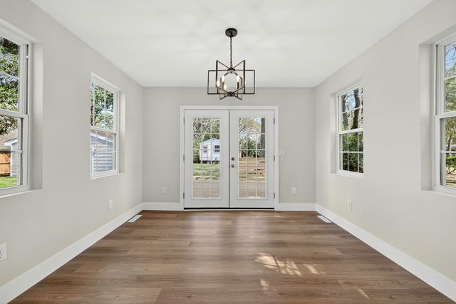 1863 Sandcroft Drive, Charleston, SC 29407