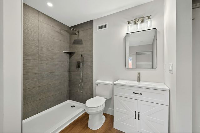 1863 Sandcroft Drive, Charleston, SC 29407