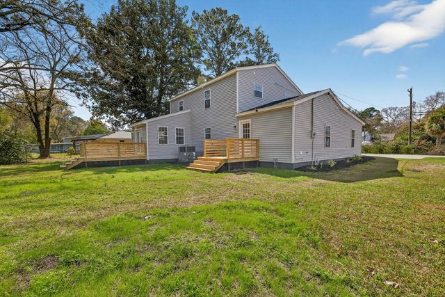 1863 Sandcroft Drive, Charleston, SC 29407