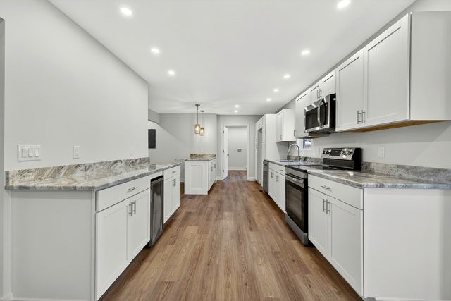 1863 Sandcroft Drive, Charleston, SC 29407