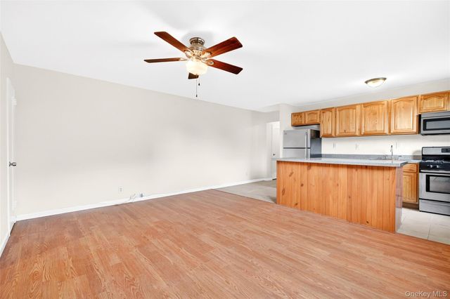 10 Davenport Avenue 1F, New Rochelle, NY 10805