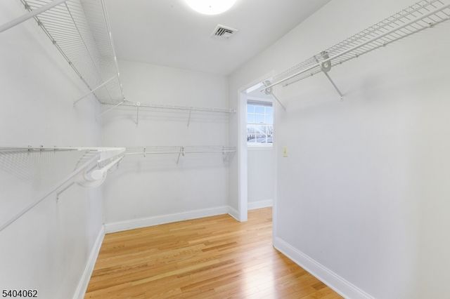 242 Powderhorn Drive, Lopatcong Twp., NJ 08865