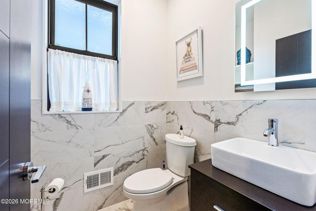 1320 Charles Street, Point Pleasant, NJ 08742