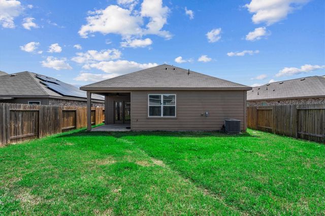 15215 Snowdrop Field Drive, Humble, TX 77396