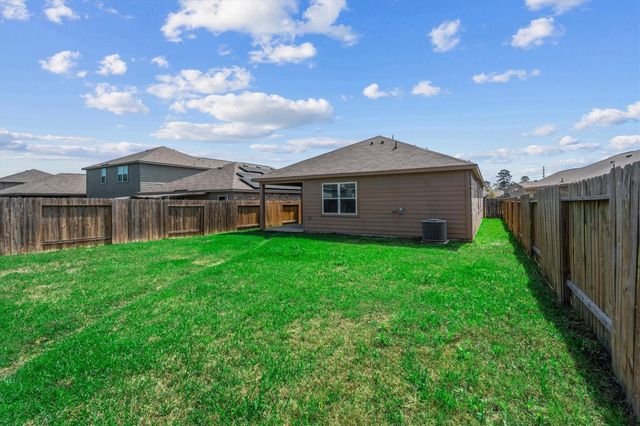 15215 Snowdrop Field Drive, Humble, TX 77396